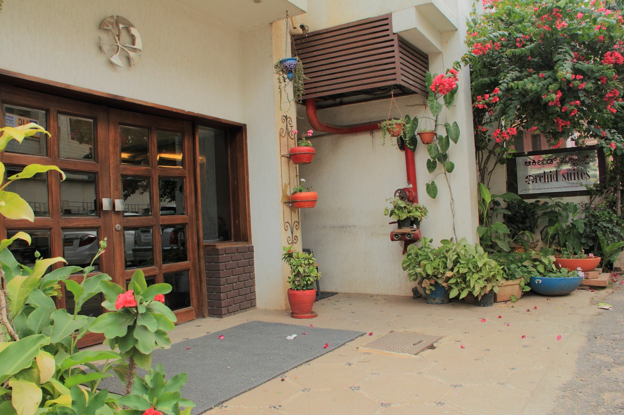 Orchid Suites - A Boutique Hotel Bangalore Off Residency Road Luaran gambar